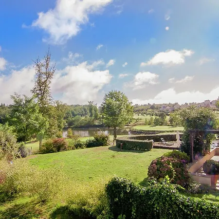 فيلة Spacious Villa With Swimming Pool In Rouzede