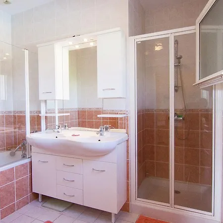 Spacious Villa With Swimming Pool In Rouzede Mazerolles (Charente)