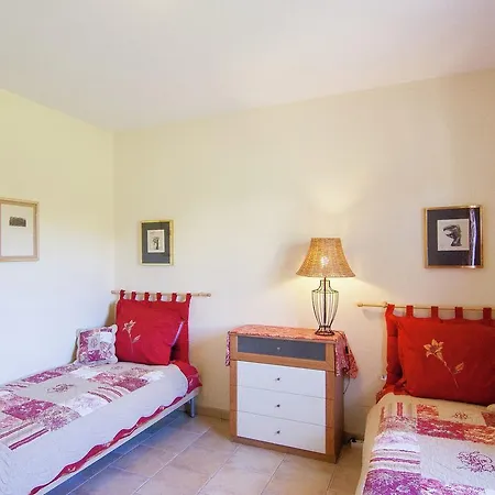 Spacious Villa With Swimming Pool In Rouzede Mazerolles (Charente)